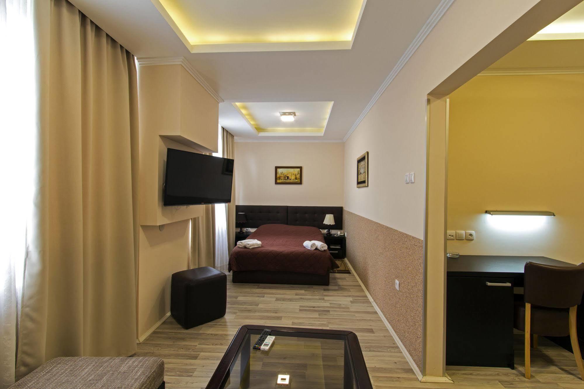 Petrus Hotel 3*